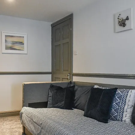 بيت للعطل Brookside House