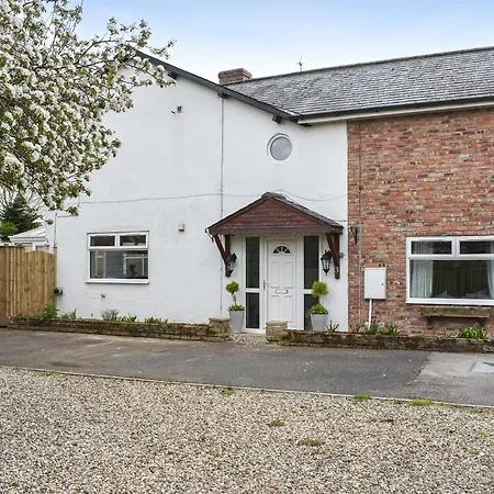 Brookside House Ferienhaus *